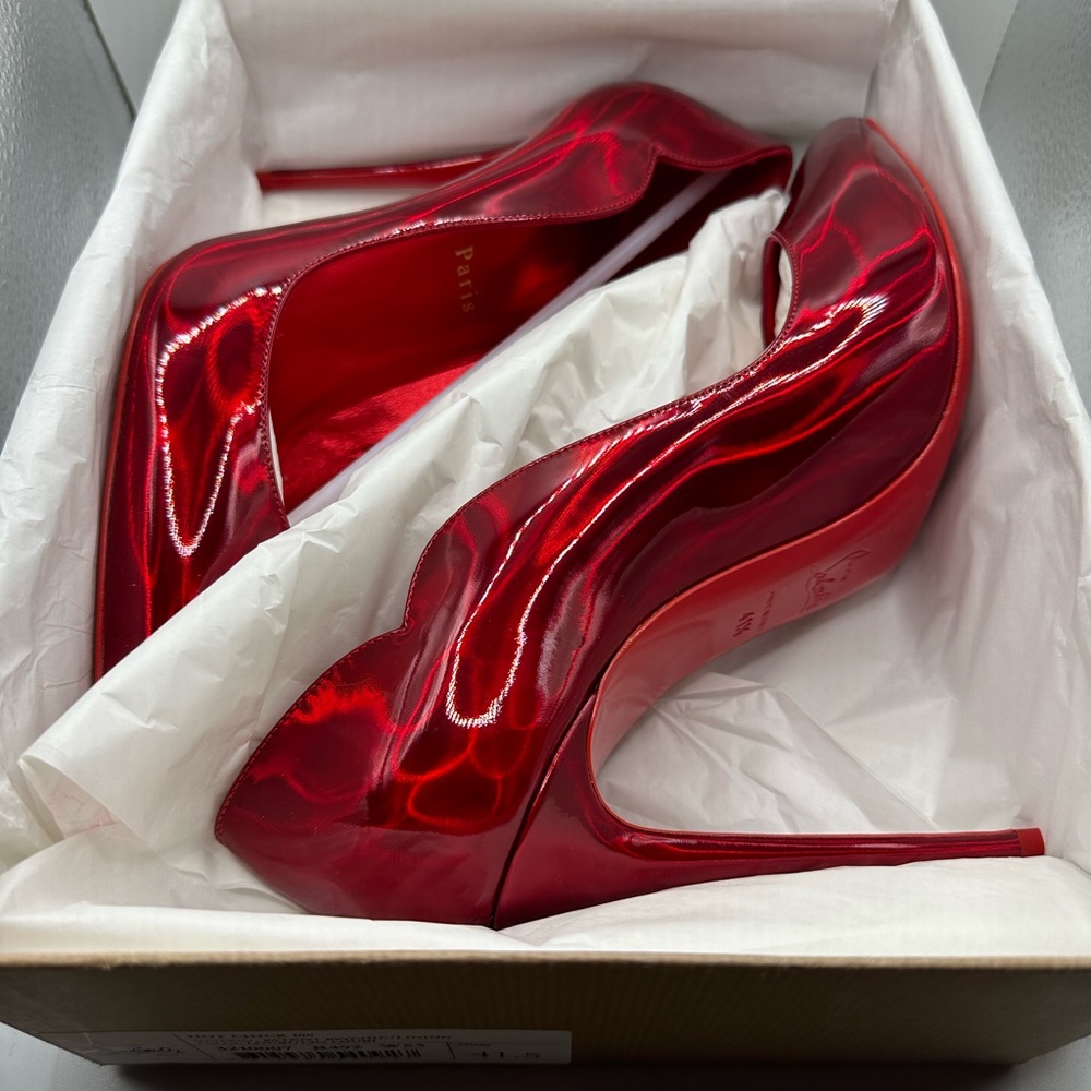 Authentic Psychic Red Louboutin Hot Chick 100 mm New in Box Size 10-11 41.5